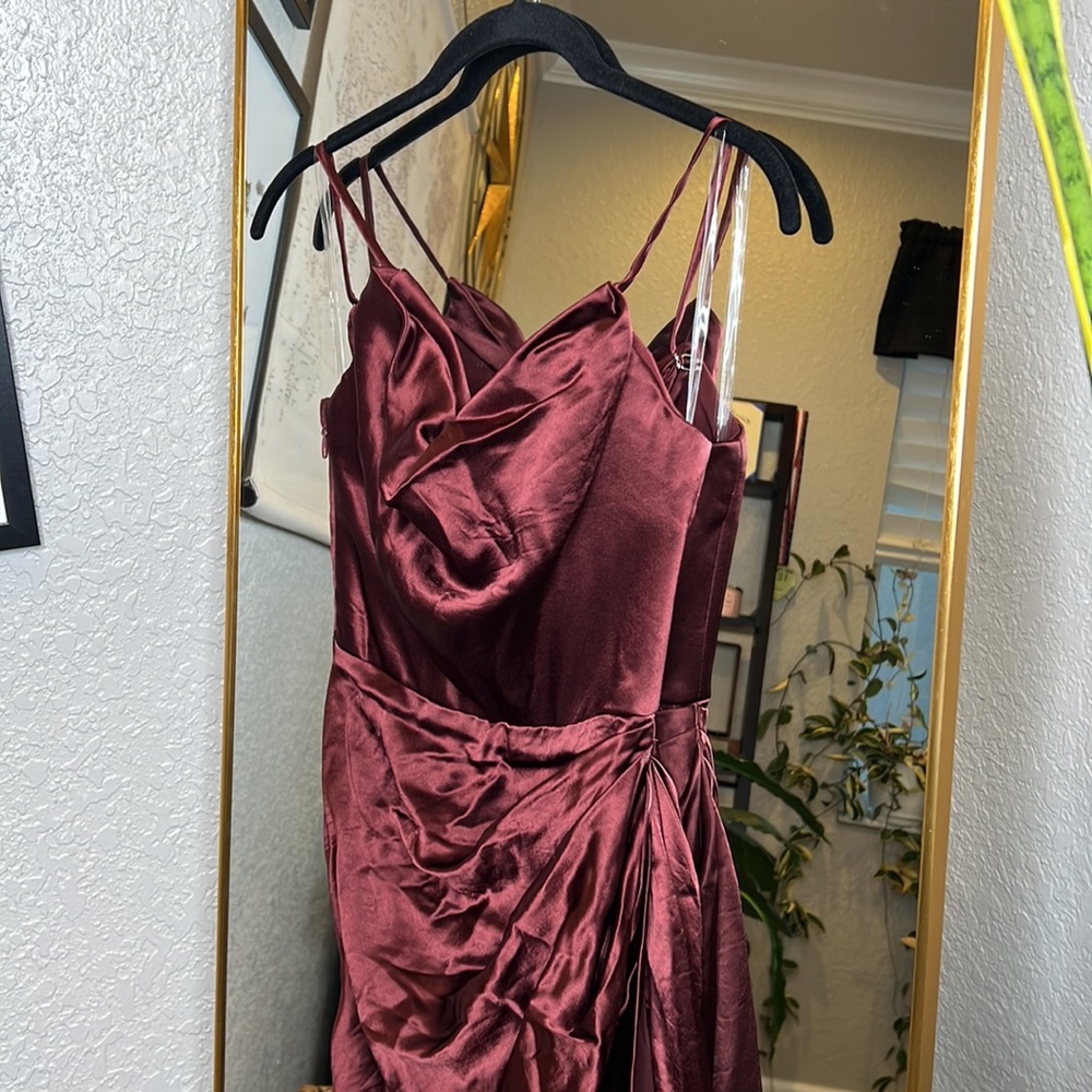 House of CB ‘Reva’ Raisin Satin Gathered Corset Dress Raisin NWOT - Picture 10 of 12